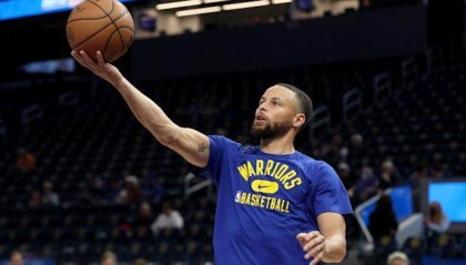 开云体育入口-季后赛大幕即将拉开，谁能火线回归？谁将无缘激战？