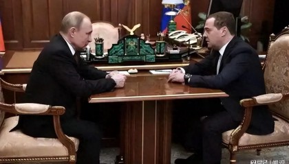 kaiyun-当了25年总统的普京，终于选定了接班人？曾从棕熊口中救了普京