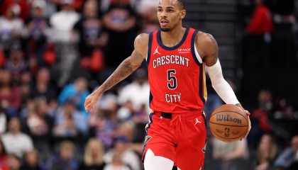 开云体育入口-致命踩线自杀！德章泰·穆雷18中14空砍35分7板4助1断 三分5中4