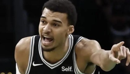 开云-31分12板6助6帽！文班亚马再轰恐怖数据比肩邓肯